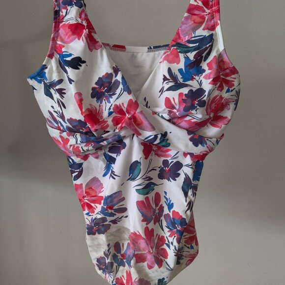 SOILED Island Escape Women's Sweetheart Underwire Tankini Top Size 12 $40 O275 - Picture 3 of 5